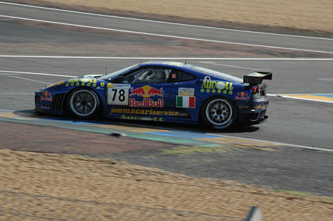 Meget flot Red Bull Ferrari, med Adrian Newey.
(Foto: Motorsporten.dk)